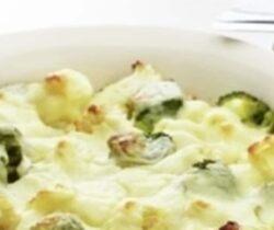 Healthy cauliflower and broccoli cheese